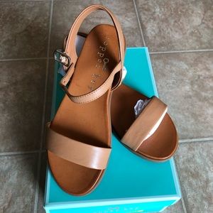 NIB Girls Clevver Sandals from Copper Key